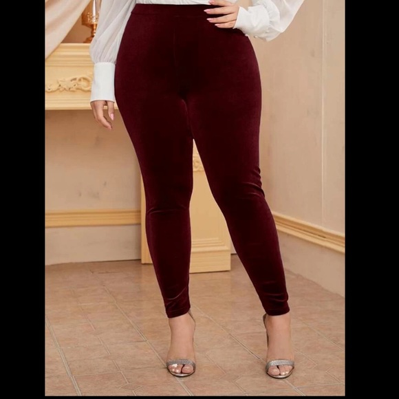 SHEIN Pants - Burgundy Velvet Legging